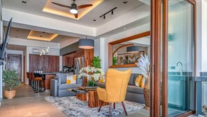 2 bedrooms, high-speed internet - Oceanview 2 BR Condo - Luxury - Rooftop Pool (Puerto Vallarta)