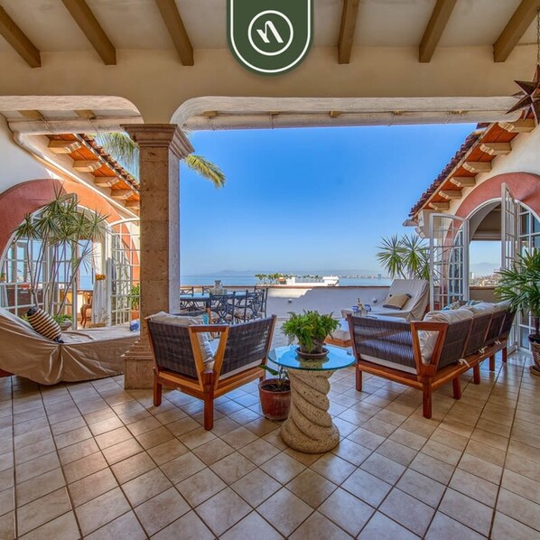2 bedrooms, Internet - Cozy 2BR Condo in Aamapas - View to the Bay - Pool (Puerto Vallarta)