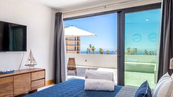 Apartment, Accessible | 2 bedrooms, Internet