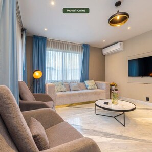 Apartment - Luxury Condo in the Heart of the Marina - Rooftop (Cabo San Lucas)