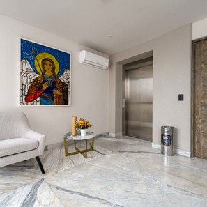 Apartment - Luxury Condo in the Heart of the Marina - Rooftop (Cabo San Lucas)
