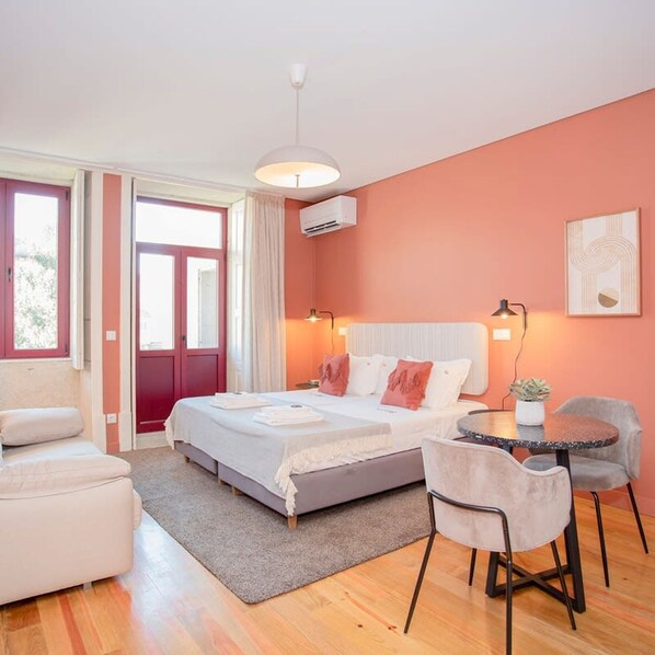 Studio | Internet - Liiiving Historic Cl Rigos Studio - 1B (Porto)