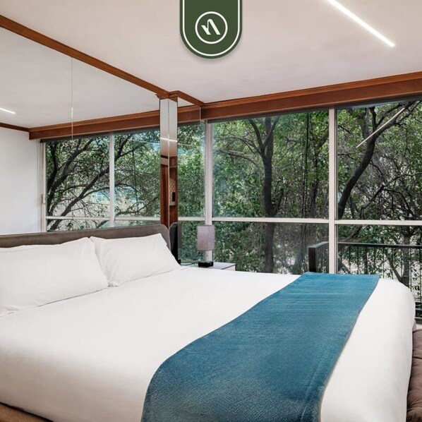 Apartment, Accessible - Centric 1 BR Condo Next to Reforma - King Bed (Mexico City)