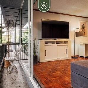 Apartment, Accessible - Centric 1 BR Condo Next to Reforma - King Bed (Mexico City)