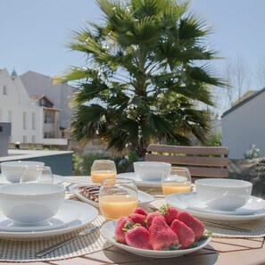 Apartment | 2 bedrooms, Internet - Liiiving in Porto Downtown Luxury Apartment 3T (Porto)