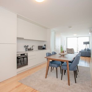 House | 1 bedroom, Internet - Liiiving in Porto City View Apartment 3T (Porto)