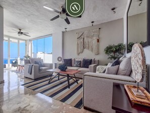 2 habitaciones y acceso a internet 