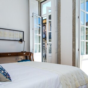 Lägenhet | 2 sovrum, skrivbord och internet