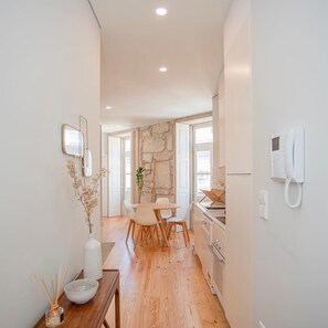 House | 2 bedrooms, Internet - Liiiving in Porto - Aliados Stone Apartment (Porto)