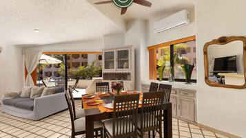 Apartment, Accessible | 2 bedrooms, Internet