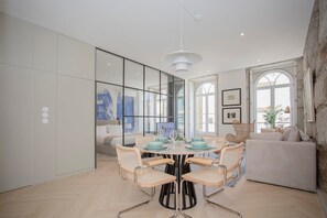 House | 1 bedroom, Internet - Liiiving in Porto Luxury Beachfront Apartment IV (Porto)