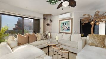 Apartment, Accessible | 3 bedrooms, Internet