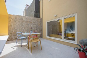 Apartment | 2 bedrooms, Internet - Liiiving in Porto - Cl Rigos Terrace Apartment (Porto)