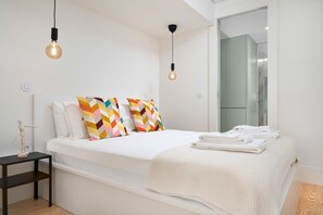 1 bedroom, iron/ironing board, Internet - Liiiving in Porto Santa Catarina Boutique (Porto)