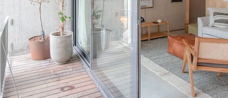 Apartment | 1 bedroom, desk, iron/ironing board, Internet