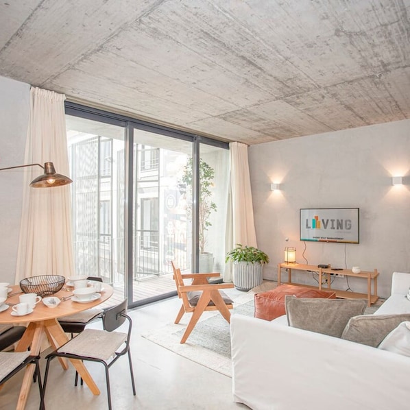 Maison | 1 chambre, bureau, fer et planche à repasser