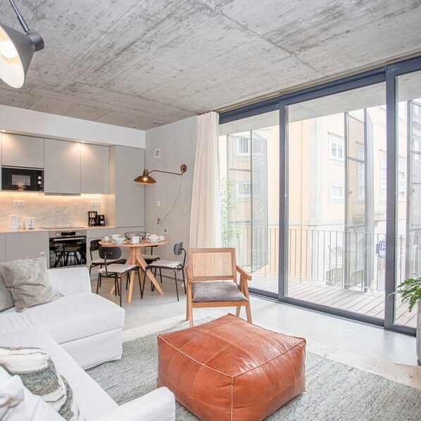 Apartment | 1 bedroom, desk, iron/ironing board, Internet - Liiiving in Porto - Bolh o Trendy Apartment I (Porto)