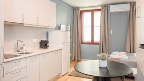 House | High-speed internet - Liiiving in Porto Historic Cl Rigos Studio - 1F (Porto)