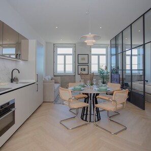 House | 1 bedroom, Internet - Liiiving in Porto Luxury Beachfront Apartment II (Porto)