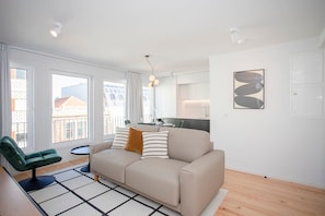 Apartment | 2 Schlafzimmer, Schreibtisch, Bügeleisen/Bügelbrett, Internetzugang