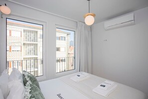 Apartamento | 2 dormitorios, escritorio, tabla de planchar con plancha y Internet