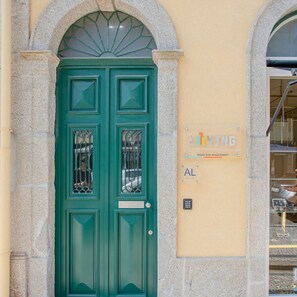 Apartment | 1 bedroom, Internet - Liiiving in Porto - Modern Coastline Apartment (Porto)