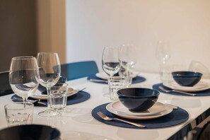 2 bedrooms, iron/ironing board, Internet - Liiiving in Porto Downtown Terrace Apartment (Porto)