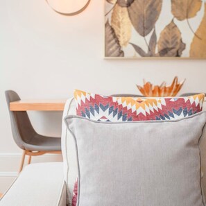 1 غرفة نوم ومكواة/لوح كي وخدمة الإنترنت