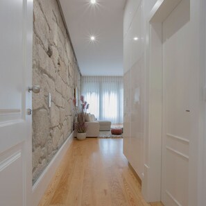 Apartment | 1 bedroom, Internet - Liiiving in Porto Downtown Luxury Apartment 2T (Porto)