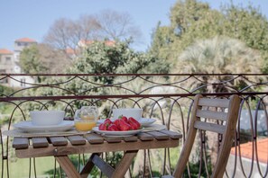 House | 1 bedroom, Internet - Liiiving in Porto Downtown Luxury Apartment 2T (Porto)