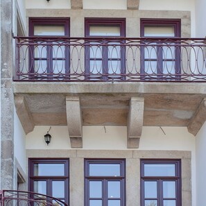 Apartment | 1 bedroom, Internet - Liiiving in Porto Downtown Luxury Apartment 2T (Porto)