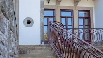 1 غرفة نوم وخدمة الإنترنت