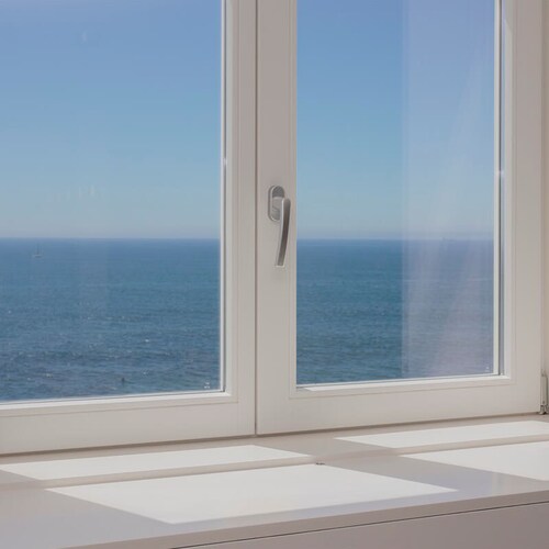 Liiiving in Porto Luxury Beachfront Apartment V