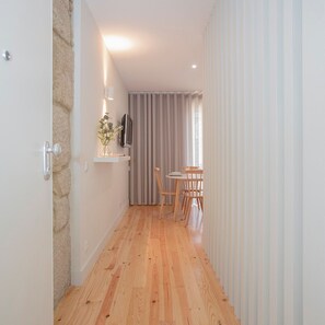 House | Internet - Liiiving in Porto Charming Downtown Delight I (Porto)