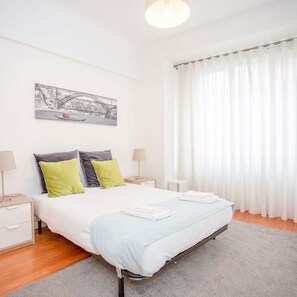 Apartment | 3 bedrooms, Internet - Liiiving in Porto Light Spacious Apartment (Porto)