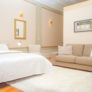 Apartment | 1 bedroom, Internet - Liiiving in Porto Art Heart Studio (Porto)