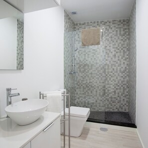 Apartment | 2 bedrooms, Internet - Liiiving in Porto Santa Catarina Cosy Apartment (Porto)