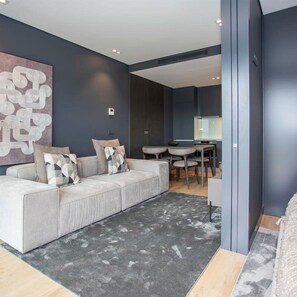 Hus | Strykejern/-brett og internett