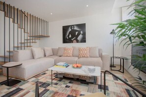 Apartment | 2 bedrooms, Internet - Liiiving in Porto Luxury Beachfront Apartment VI (Porto)