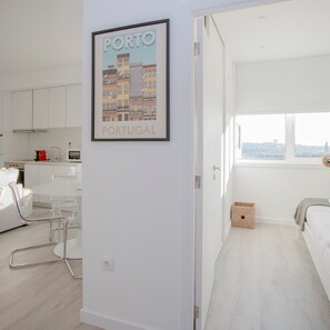1 bedroom, Internet - Liiiving in Porto Center Spot Apartment (Porto)