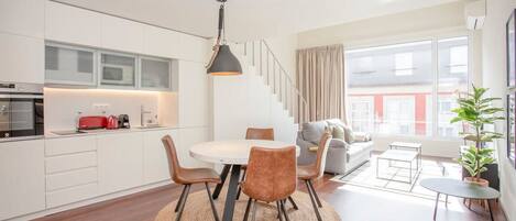 Apartment | 1 bedroom, iron/ironing board, Internet