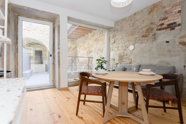 Apartment | 1 bedroom, Internet - Liiiving In Gaia - The Wine Side XI (Vila Nova de Gaia)