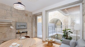 Ảnh chưa phân loại, 3 trong số 19 ảnh, nút