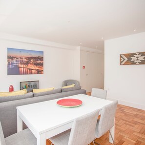 House | 1 bedroom, iron/ironing board, Internet - Liiiving in Porto - Sunny Santa Catarina (Porto)