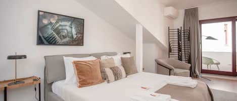 House | 4 bedrooms, iron/ironing board, Internet