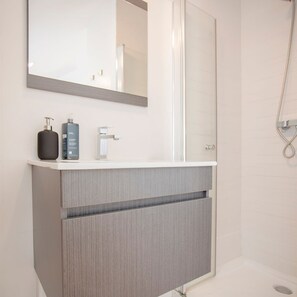 House | 2 bedrooms, Internet - Liiiving in Porto - Secret Grove Mezzanine (Porto)