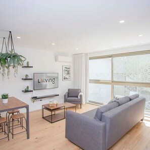 Apartment | 2 bedrooms, Internet - NAX Apartment D by Liiiving (Porto)