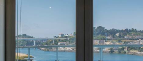 Apartment | 3 bedrooms, Internet