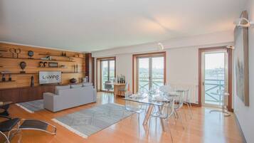 Apartment | 3 bedrooms, Internet