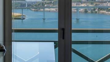 Apartment | 3 bedrooms, Internet